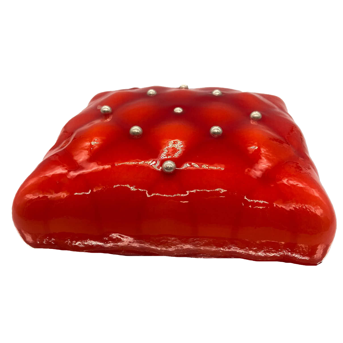 Imagen de producto dulce de la pastelería de horno peñalba  tarta de fresa roja con bolas de decoración de metal 